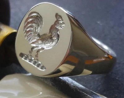 Men's 18ct Yellow/Rose/White Gold Oxford Oval Signet Ring With Your Family Crest - Image 1 of 4