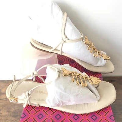 Sandalia Tory Burch Miller Capri Fish para mujer talla 5,5 marfil/dorado — correa de tanga de pescado Foto 1 de 4