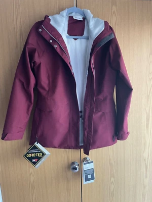 Cragghoppers Ellis outdoor woman’s jacket medium Brand New - Image 1 of 2