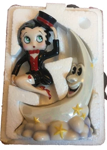 FRANKLIN MINT MOONSTRUCK SALT & PEPPER SHAKERS BETTY BOOP RARE BOXED - Picture 1 of 3