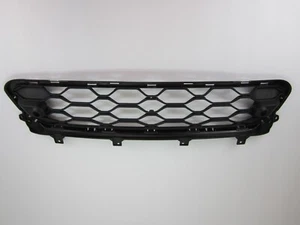rg40105 Mini Countryman S 2021 2022 2023 Lower Center Grille w/Park Assist Holes - Picture 1 of 6