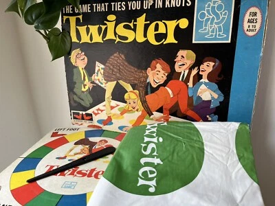 Vintage 1966 TWISTER by MILTON BRADLEY in original - Image 1 of 4