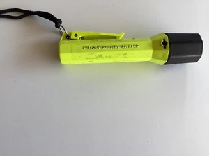Linterna LED Pelican Sabrelite 2010 - Imagen 1 de 3