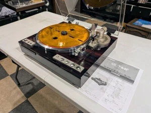 Victor QL-Y44F Fully Automatic Turntable in Excellent Condition New Cartridge - Picture 1 of 9
