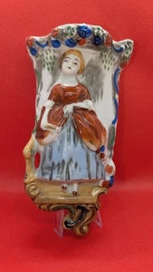 Vintage Victorian Woman Wall Pocket Vase Made in Japan Hand Painted - Picture 1 of 5