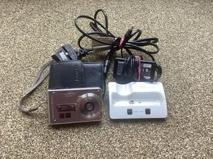 Casio Digital Camera Exilim EX-S100 3.2MP Silver - Picture 1 of 6