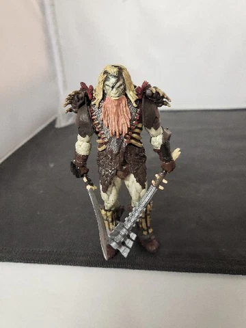 The Hobbit An Unexpected Journey BOLG 5" Action Figure 2012 NLP  with swords  N Cover