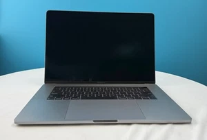 MacBook Pro 15" A1990 Intel Core i9-9880H @2.30GHz, 16GB, 512GB SSD Sequoia - Picture 1 of 8