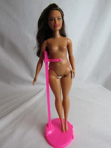 Barbie 60th Anniversary Careers News Anchor Curvy NUDE Puppe Mattel - gebraucht  - Bild 1 von 3
