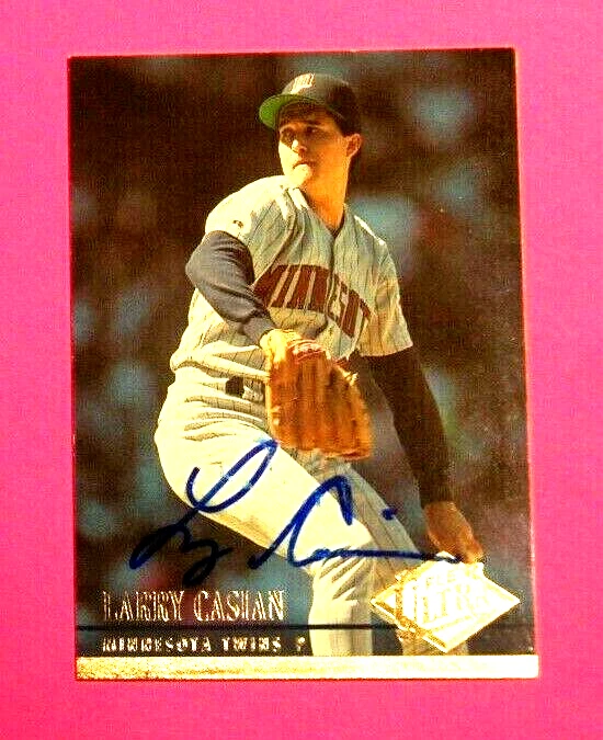 1994 Fleer Ultra, Minnesota Twins - LARRY CASIAN - autographed - Image 1 of 1