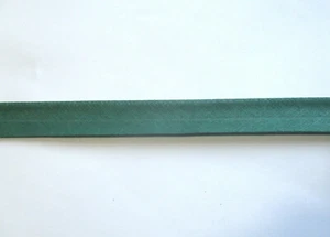 2 m Schrägband Baumwolle grün 20 mm Nähen Stricken Handarbeit - Bild 1 von 1