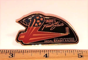 ¡OFERTA! Prendedor Don Prudhomme Skoal Final Strike Tour 1994 esmalte original NHRA - Imagen 1 de 4