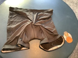 NEU! 3D RACE schwarze Radshorts für Herren 32 Zoll Taille - Bild 1 von 8