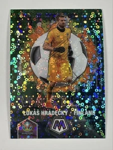 Panini Mosaic 2021 UEFA EURO 2020 #7 Lukas Hradecky Pitch Masters Circles Silver - Imagen 1 de 2