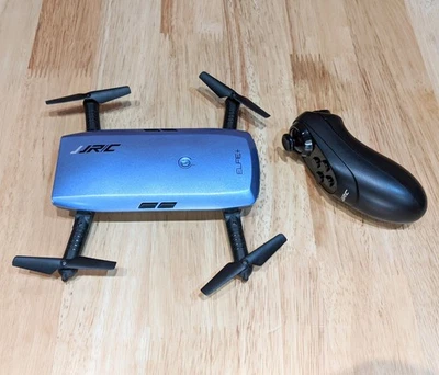 JJRC H47 Elfie Plus 720P WiFi Mini Foldable Drone with Gravity Sensor - Image 1 of 4