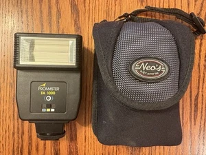 Promatic Promaster FA1000 Camera Flash Shoe Mount with Padded Case - Foto 1 di 5