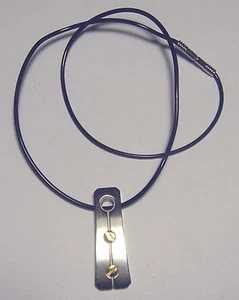 Para hombre MODERNISTA Cepillado Acero Inoxidable ROCHET COLLAR Cable de Goma - Imagen 1 de 3