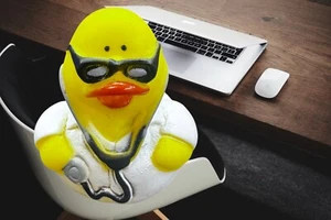 Arzt/Medizin ⚕️Gummiente 🦆/ Jeep Ente OIIIIIIIO ✌️ - Bild 1 von 2