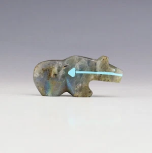 NATIVE AMERICAN ZUNI LABRADORITE BEAR FETISH BY KENRIC LAIWAKETE - Picture 1 of 8