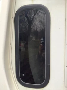 GOSHEN SHUTTEL/WHEELCHAIR BUS LEFT REAR GLASS 12 WIDE by 30 HIGH BLACK TINTED - Bild 1 von 4