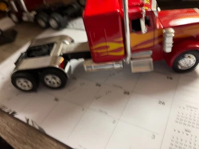1/32 NEW RAY NEW CUSTOM  RED PETE 379 SEMI TRACTOR, NO PACKAGING # B 415 - Image 1 of 4