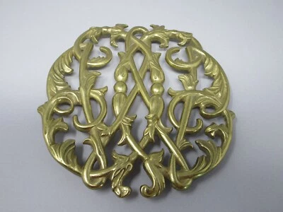 Remache vintage 1950 6" con patas de latón marcado CW10-14 Colonial Williamsburg Cypher Foto 1 de 4