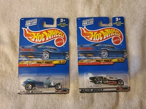 Juego de 4 autos Hot Wheel Tony Hawk Skate Series #1 y #2 en paquete - Imagen 1 de 6