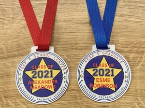 Personalised School Leavers Medal Award Badge Gift Present - Picture 1 of 4