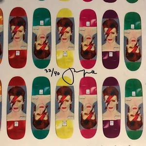 HOJA DE PEGATINAS JASON LEE BOWIE SIN CORTAR Firmada NUEVO DE LOTE ANTIGUO Patineta Mark Gonzales CIEGA - Imagen 1 de 6