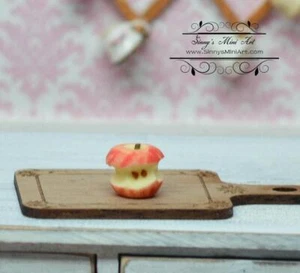 1:12 Dollhouse Miniature Apple Core/ Miniature Apple BD P055 - Picture 1 of 2