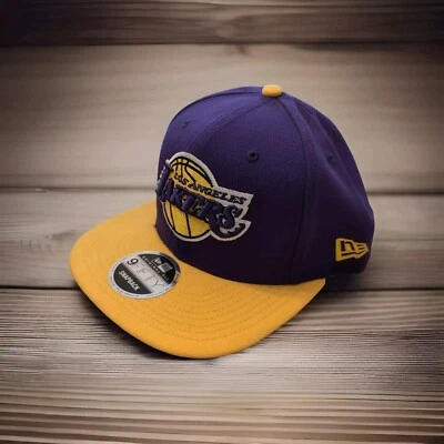 Gorra ajustada New Era Los Angeles Lakers 9FIFTY - púrpura/dorado - 7 3/4 Foto 1 de 4