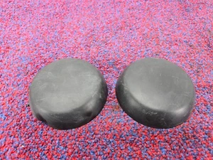 CARGADOR DODGE SXT 3.6L 05-23 OEM 2X PUNTAL DE CHOQUE DELANTERO TAPA DE MONTAJE SUPERIOR TAPA DE PLÁSTICO - Imagen 1 de 5