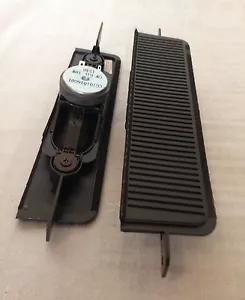 SANYO DP55441 TV Speakers - Picture 1 of 1