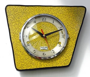 NUEVO 28cm Mediados de Siglo Amarillo Reloj de Pared - Atómico Retro Vintage French Formica - Imagen 1 de 4