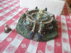 Thomas Kinkade 2000 Hawthorne Village Lamplight Fountain NO LIGHT CORD #24 - Picture 1 of 2