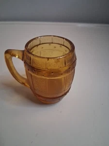 Vintage Amber Whiskey Barrel Shot Glass / Toothpick Holder with Handle - Picture 1 of 5