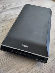 Epson Perfection V550 Photo Dia Film Flatbed Scanner With Small Defective - Picture 1 of 7