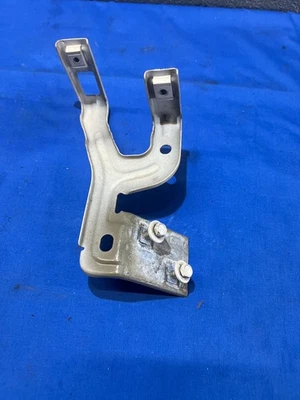 Lincoln MKX 2008 Ford Edge soporte guardabarros delantero pasajero 7T43-16C198-AB Foto 1 de 3