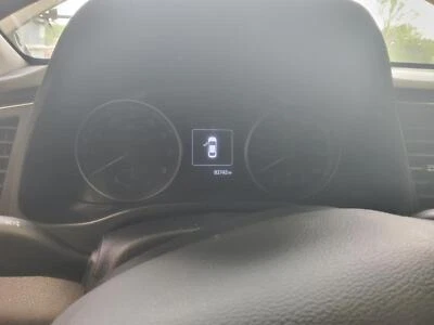 Medidor de velocímetro usado se adapta a: Hyundai Elantra Cluster 2018 mercado de EE. UU. MPH sedán 2. Foto 1 de 4