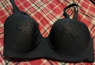 Sujetador negro Chantelle 36DD terciopelo táctil sin cables 2757 Foto 1 de 2