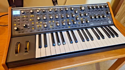 Moog Subsequent 37 - Original Box, Poster and Packaging! - Image 1 of 4