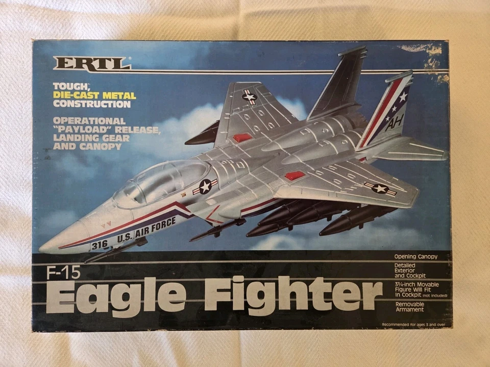 De colección 1986 ERTL F15 Eagle Fighter 20" Die Cast Metal y Plástico 1/18 GI Joe #3390 Foto 1 de 4