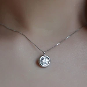 Genuine Diamond Pendant 1/2 CT Round F/VS2 14K White Gold - Picture 1 of 2