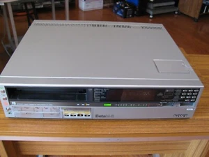 Videoregistratore Sony SL-2700 Betamax funzionante senza telecomando - Foto 1 di 14