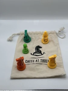 Juego de 5 piezas ajedrez a las tres primeras infantiles - Imagen 1 de 18