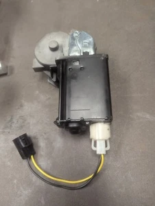 1958-UP GM CARS POWER WINDOW MOTOR RH CHEVELLE GTO CADILLAC BUICK OLDS PONTIAC - Picture 1 of 12