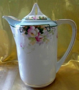 ANTIQUE NIPPON CHOCOLATE POT COFFEE POT HAND PAINTED ROSES & GOLD TRIM 1911 - Picture 1 of 12