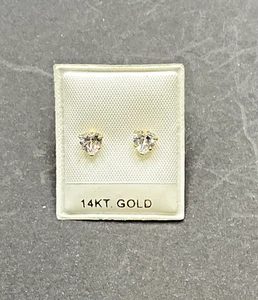 Nuevos aretes de oro amarillo de 14k 4 mm circonita cúbica corazón - Imagen 1 de 5