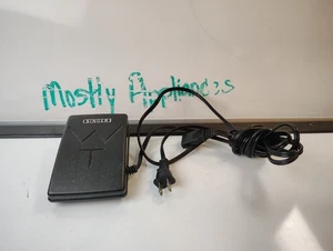 Singer Nähmaschine Fußsteuerung Pedal Modell GTE 110-125VAC funktioniert gebraucht - Bild 1 von 4