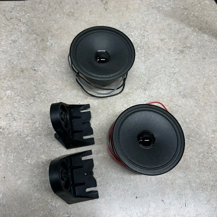 Pair of BOSE 301 Series III Tweeters  Original OEM with Mounting Brackets Tested - Image 1 of 4